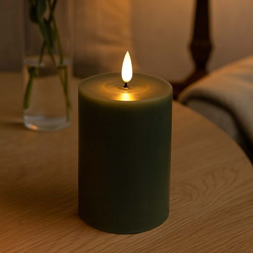 LED kaars 10cm, smelt-look, vlam-effect - Ø7,5cm, groen