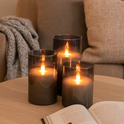LED Stompkaarsen set in rookglas Ø7,5cm, 3 stuks, vlameffect - Incl. afstandsbediening en timer, 10/12,5/15cm hoog, echte was