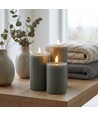 Set van 3 stuks LED-stompkaarsen, groen - Ø7,5cm, 10/12,5/15cm hoog, werkt m. afstandsbediening, timer, echte was